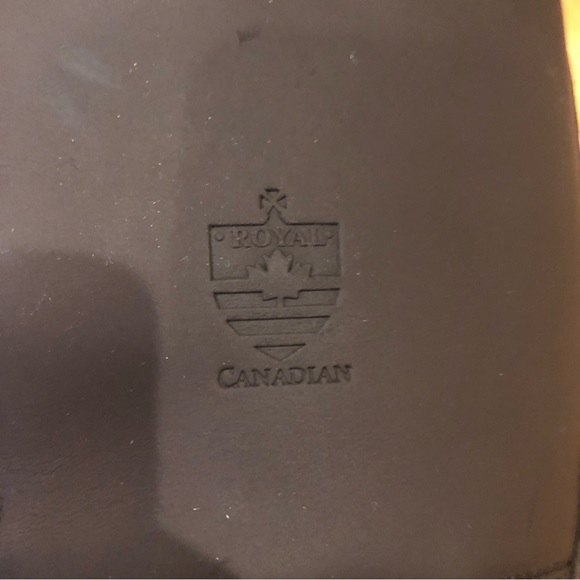 Royal Canada Tall black winter boots - Picture 2 of 9